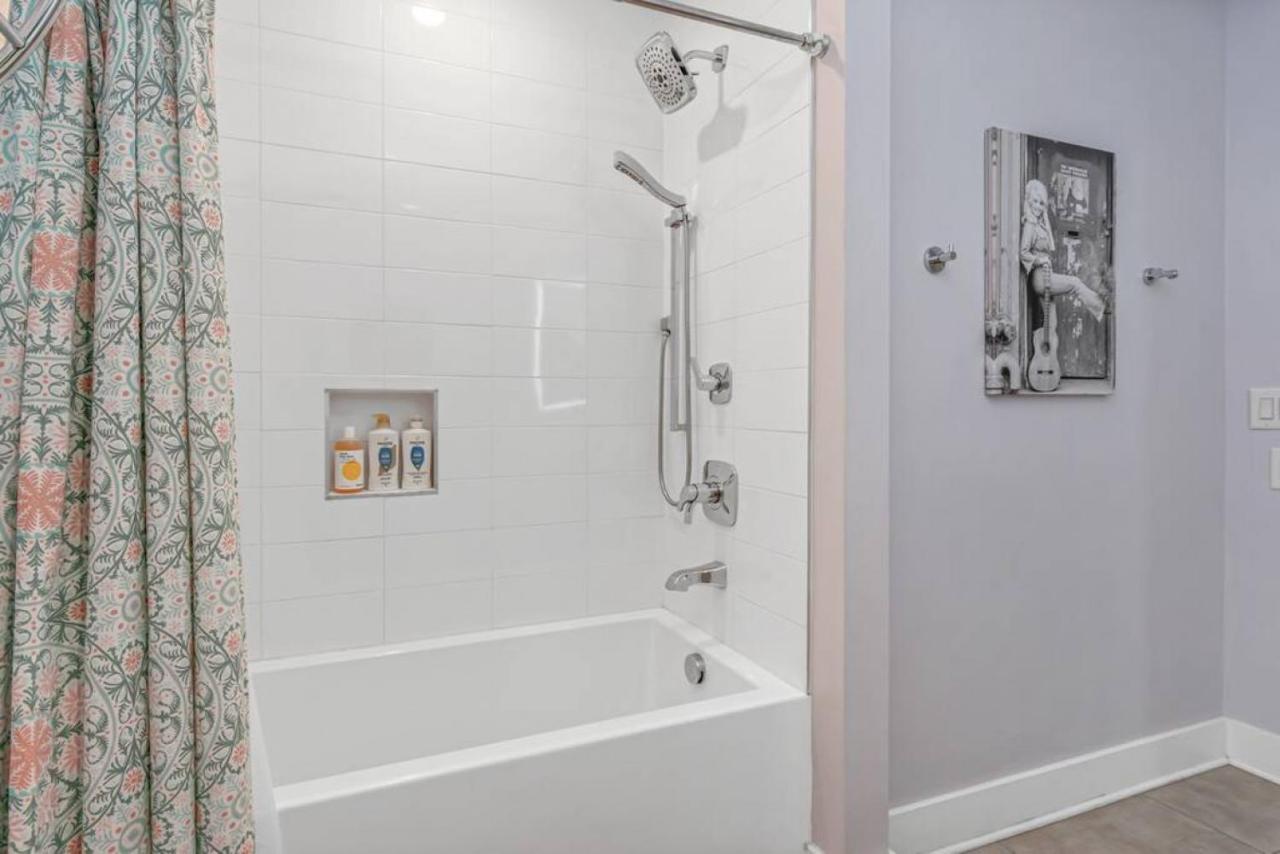 Nashville 3 Bed, 1 Bedroom With Washer, Dryer And Parking Bagian luar foto